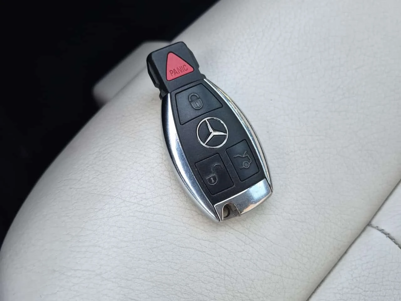 Mercedes-Benz E 400 АМГ ПАКЕТ/CARFAX/ДИСТРОНИК/ПАНОРАМА/ПОДГРЕВ/ПАМЕТ, снимка 8 - Автомобили и джипове - 55798667