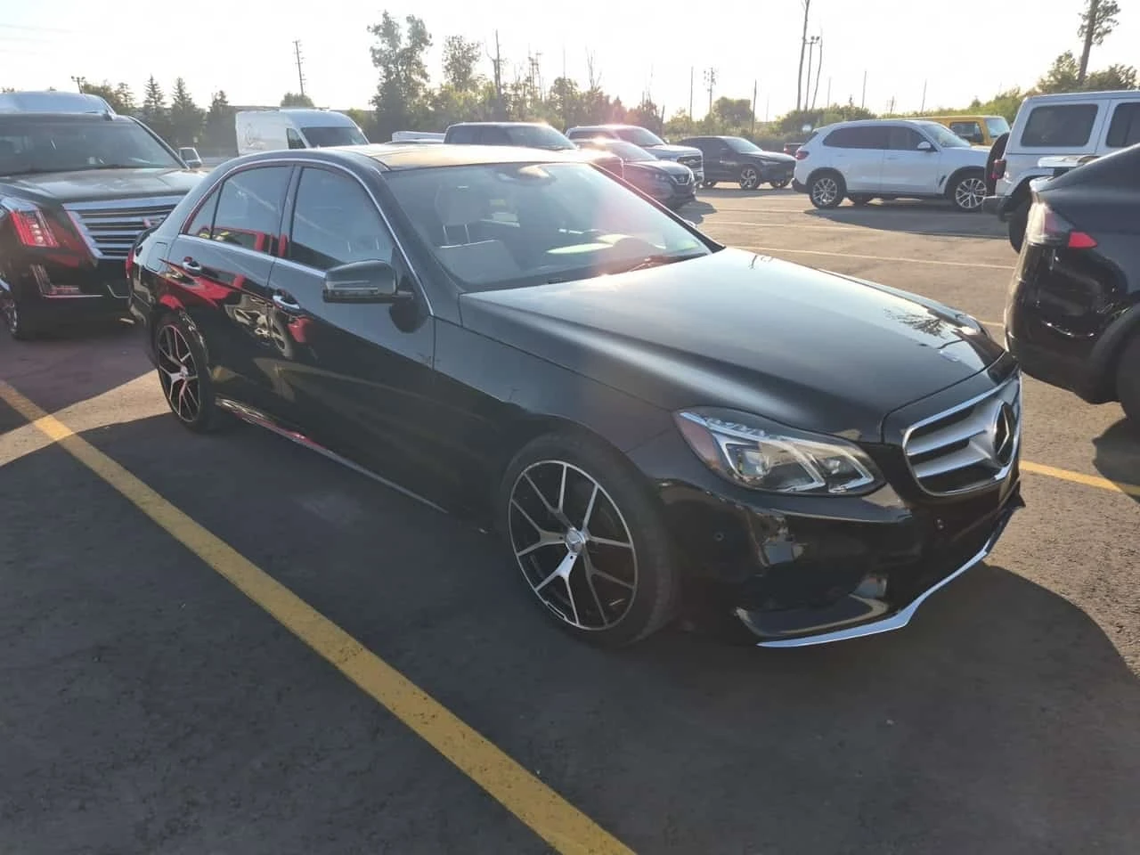 Mercedes-Benz E 400 АМГ ПАКЕТ/CARFAX/ДИСТРОНИК/ПАНОРАМА/ПОДГРЕВ/ПАМЕТ, снимка 2 - Автомобили и джипове - 55798667