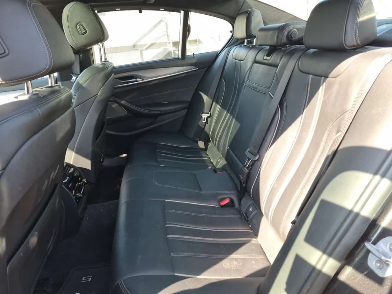 BMW 530 * Sedan 530i Xdrive * CARFAX * ����� �� ���������� | Mobile.bg � ����������� 12