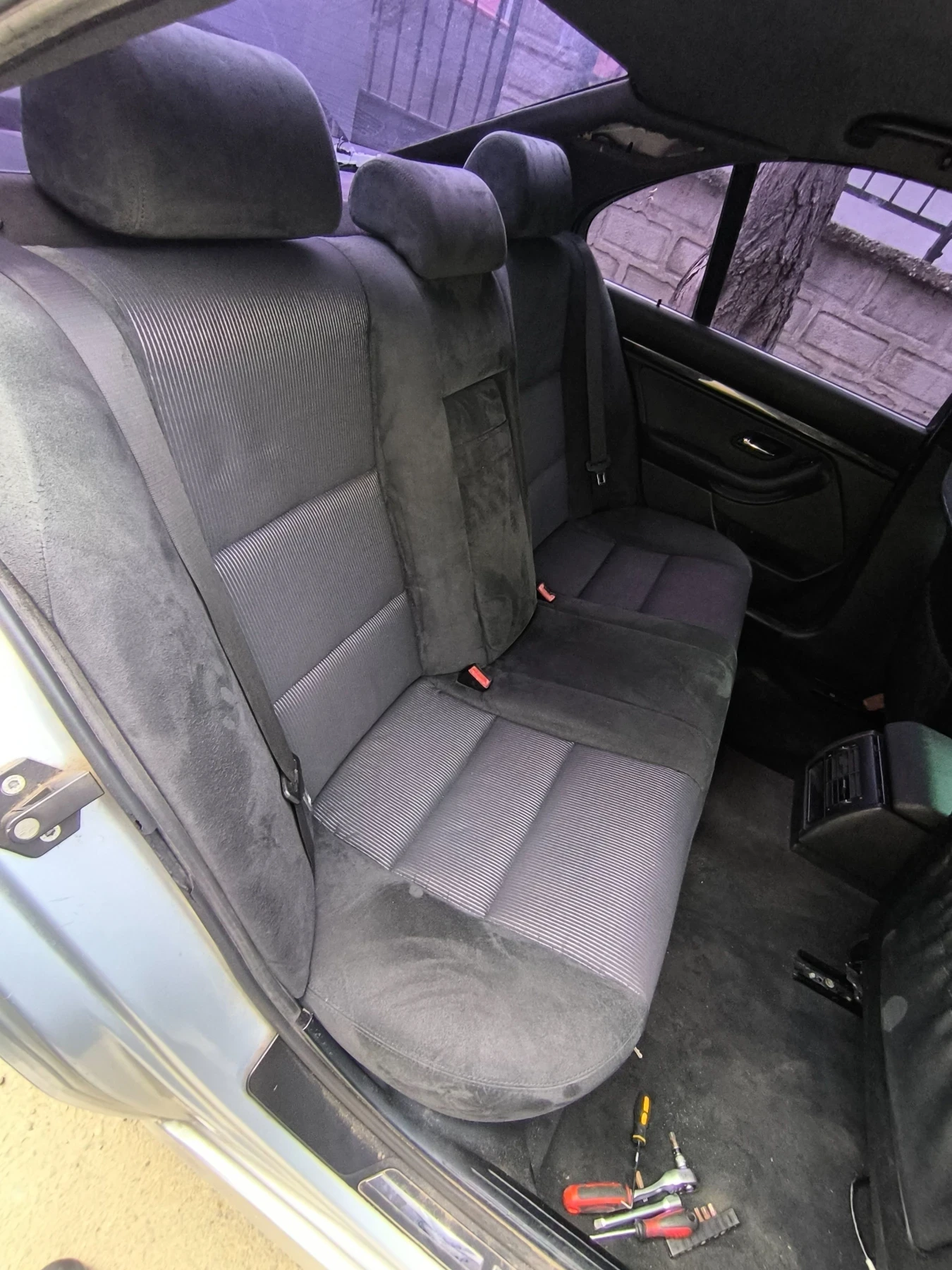 BMW 528 2.8i LPG, снимка 9 - Автомобили и джипове - 56549051