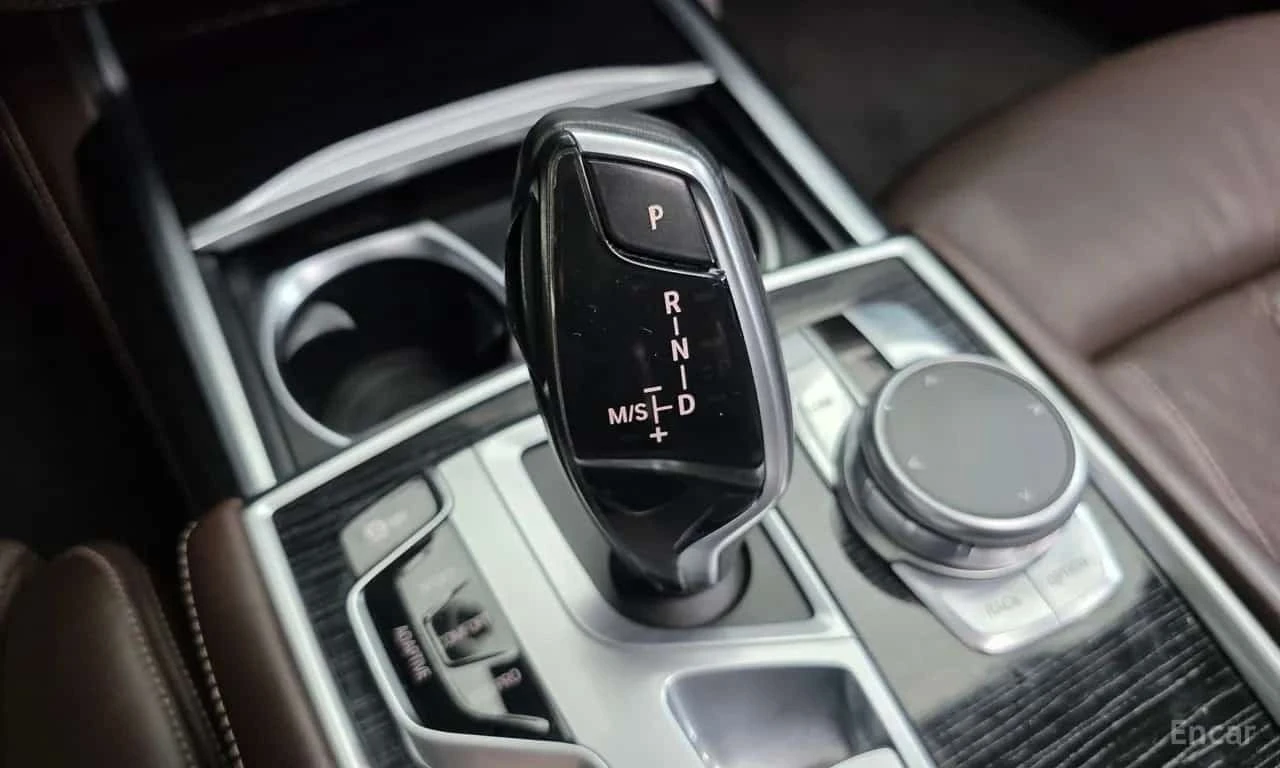 BMW 740 740d xDrive M Sport/���������/360 ���/�����/������ | Mobile.bg � ����������� 9