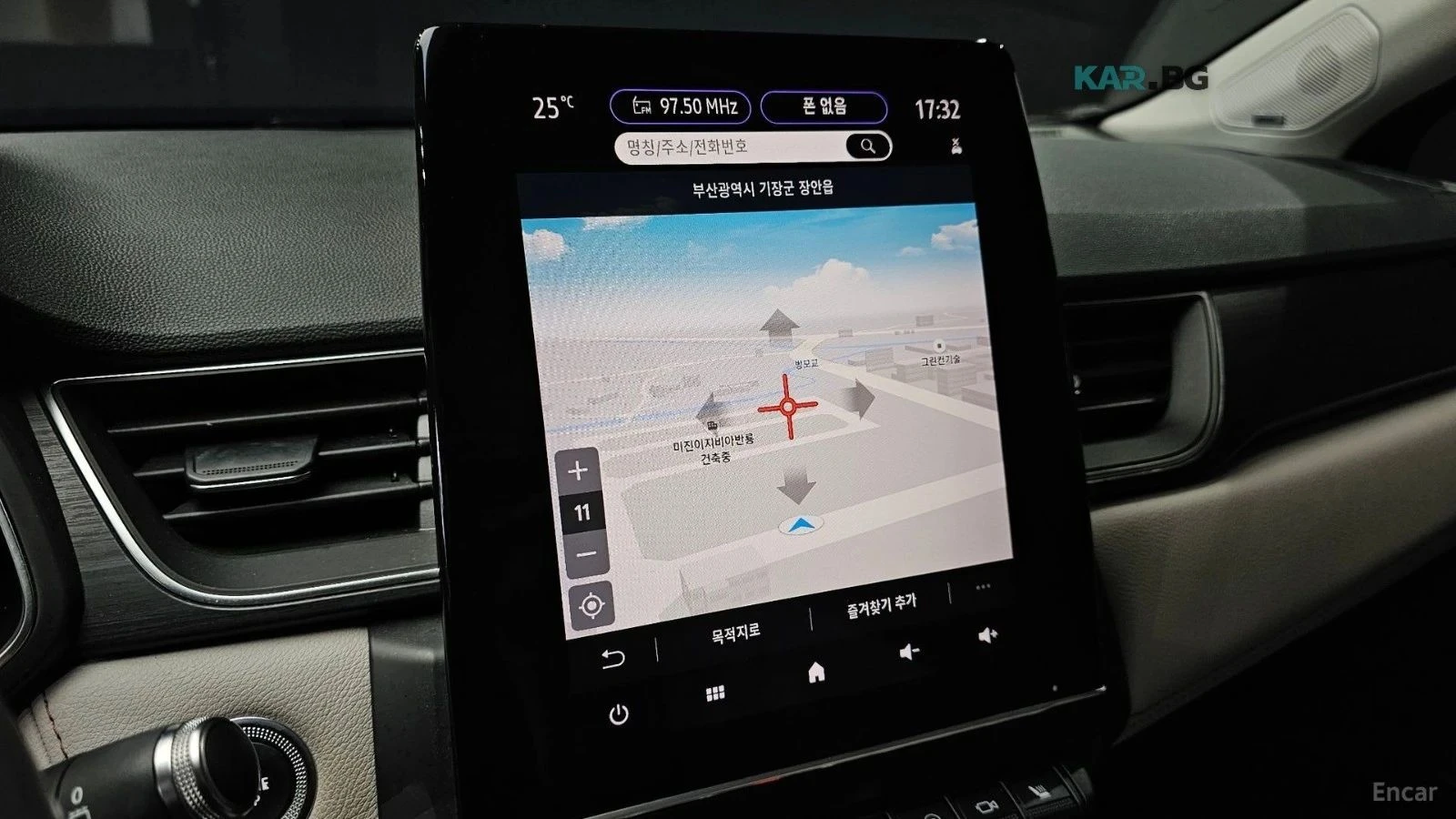 Renault Captur, снимка 14 - Автомобили и джипове - 56689892