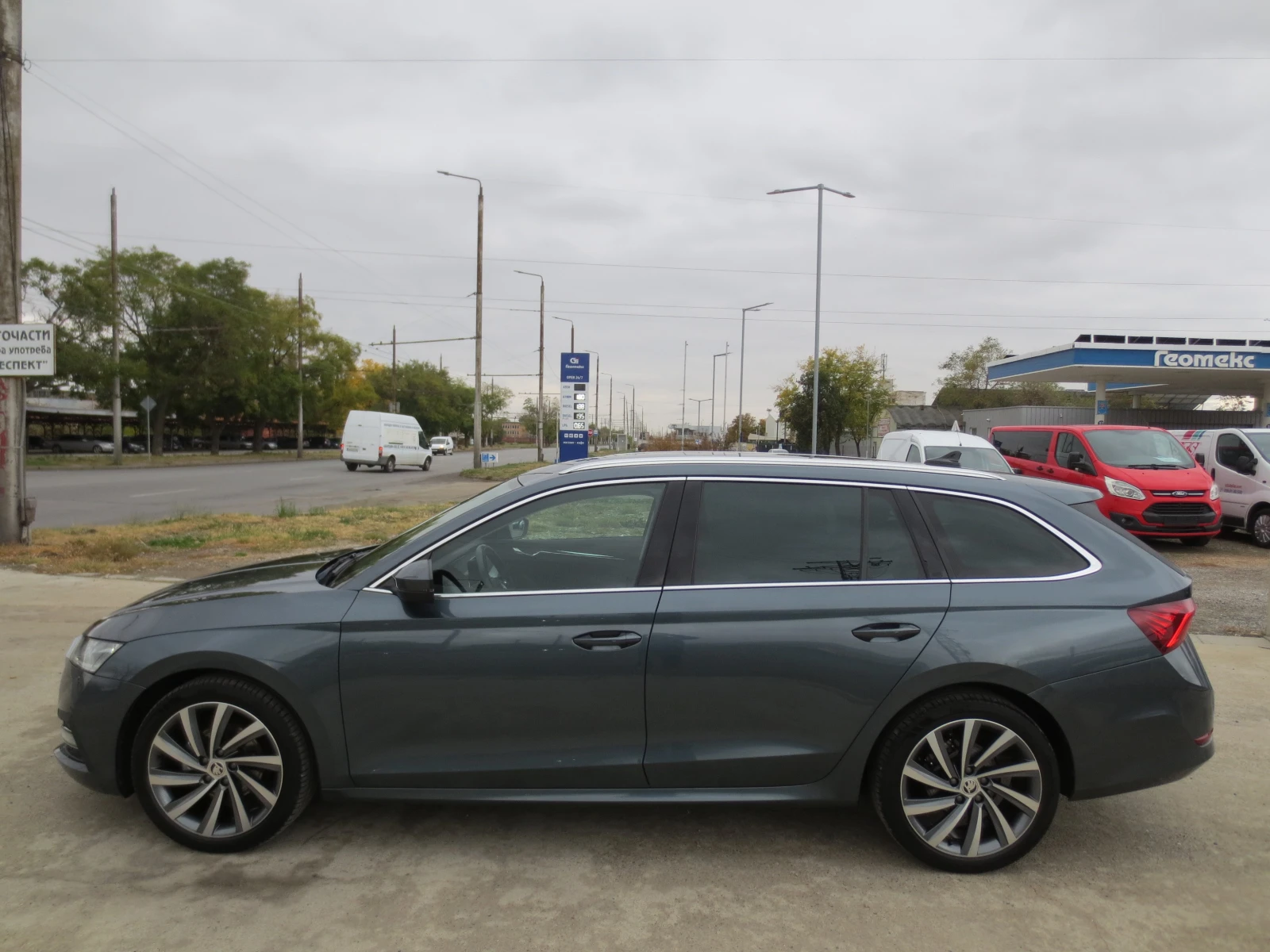 Skoda Octavia 2.0 TDI , снимка 6 - Автомобили и джипове - 56736543