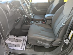 Jeep Wrangler UNLIMITED 6SpeedManual/HardTop/4x4/18 inch Alloy/4, снимка 13