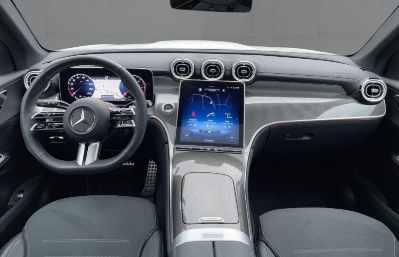 Mercedes-Benz GLC 220 * 4M* AMG* PANO* LED* , снимка 11 - Автомобили и джипове - 45322787