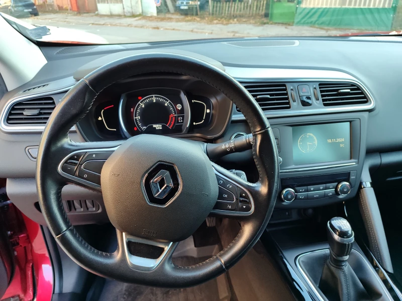 Renault Kadjar 1.6 dci, снимка 8 - Автомобили и джипове - 47915108