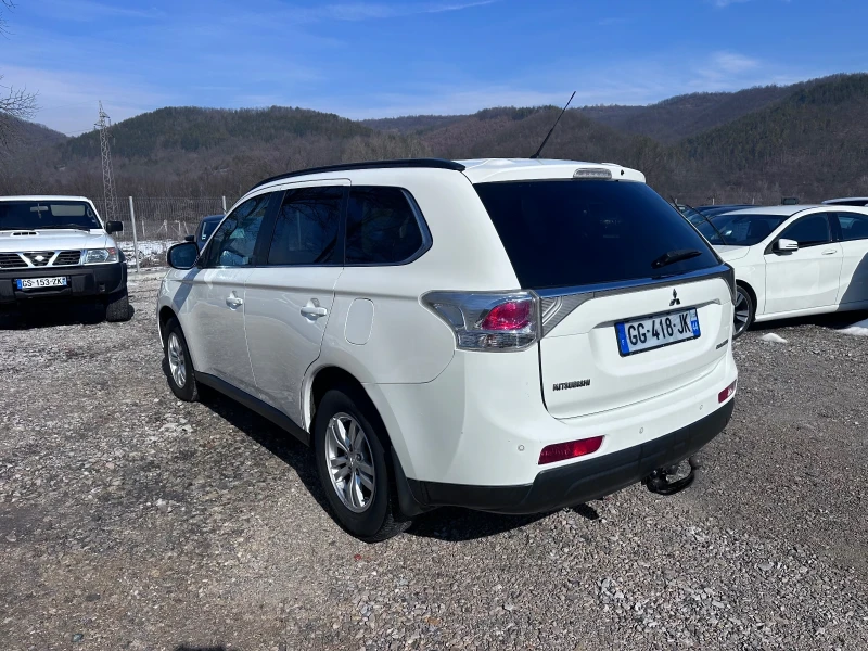 Mitsubishi Outlander 2.2DID СЕРВИЗНА КНИЖКА!!! Лизинг Бартер, снимка 7 - Автомобили и джипове - 49291902