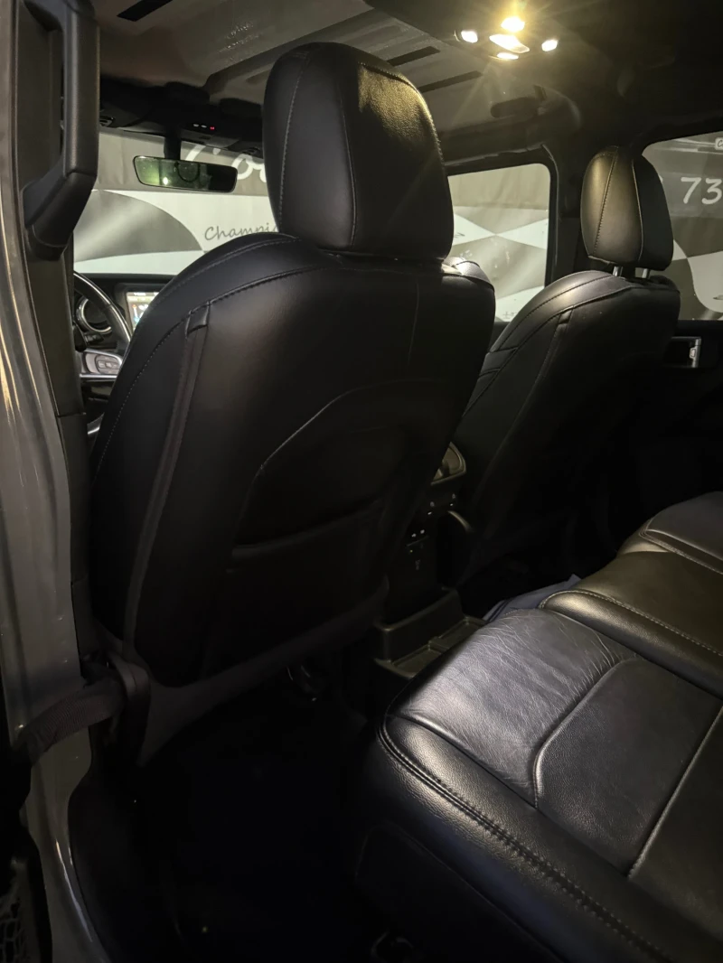 Jeep Wrangler, снимка 9 - Автомобили и джипове - 51900479