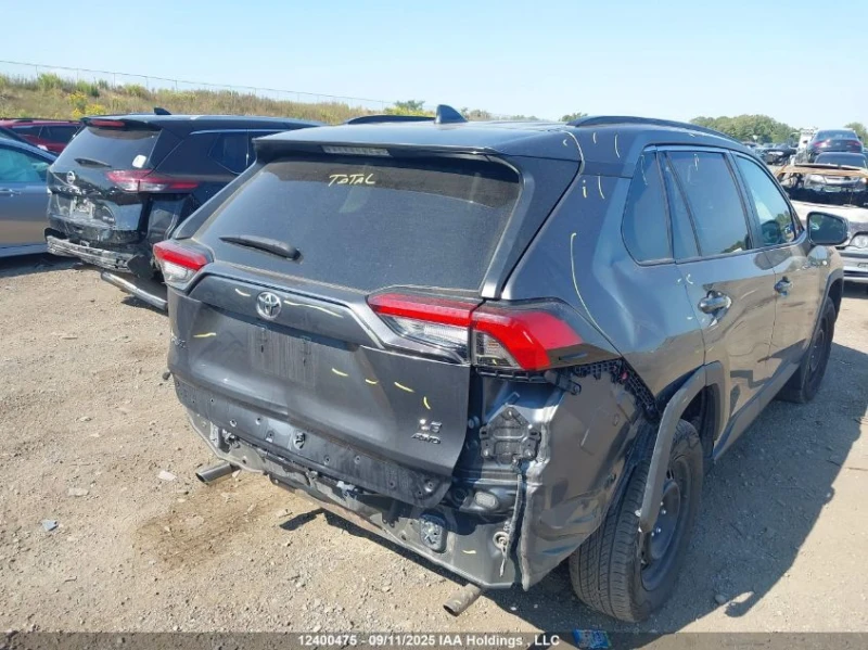 Toyota Rav4 LE, снимка 6 - Автомобили и джипове - 52688343