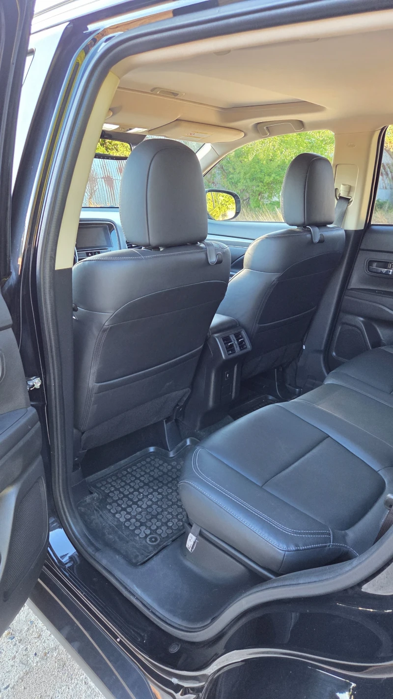 Mitsubishi Outlander 3000 GT/V6/LPG/Full, снимка 16 - Автомобили и джипове - 53037056