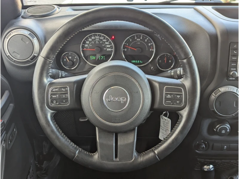 Jeep Wrangler UNLIMITED 6SpeedManual/HardTop/4x4/18 inch Alloy/4, снимка 7 - Автомобили и джипове - 53126464