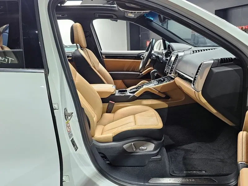Porsche Cayenne 3.0 Diesel 958, снимка 10 - Автомобили и джипове - 55786986