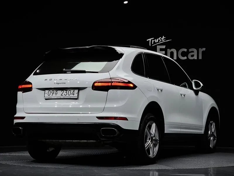 Porsche Cayenne 3.0 Diesel 958, снимка 2 - Автомобили и джипове - 55786986
