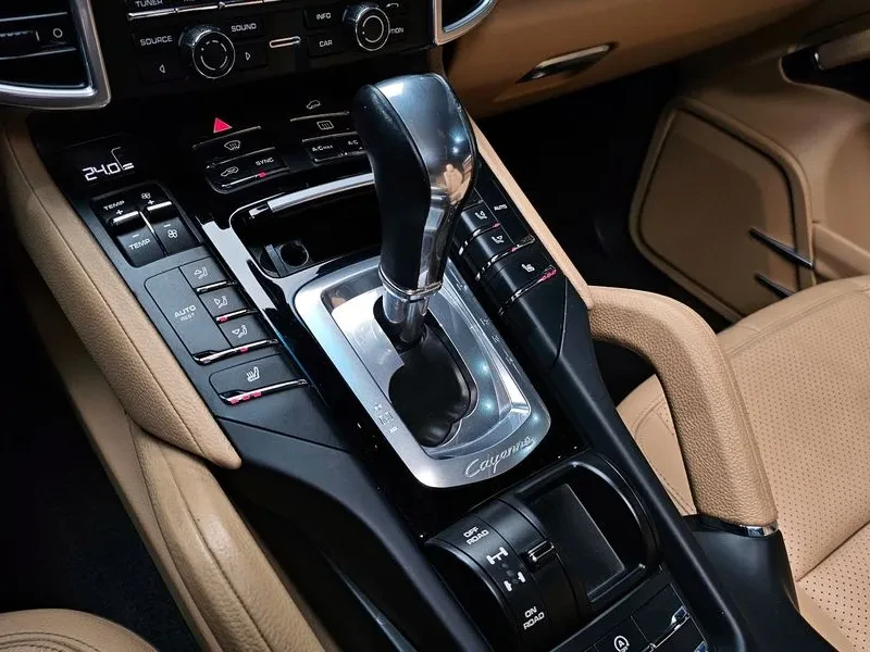 Porsche Cayenne 3.0 Diesel 958, снимка 9 - Автомобили и джипове - 55786986