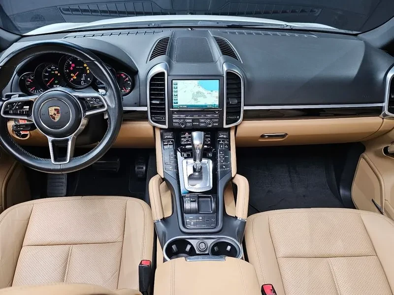 Porsche Cayenne 3.0 Diesel 958, снимка 7 - Автомобили и джипове - 55786986