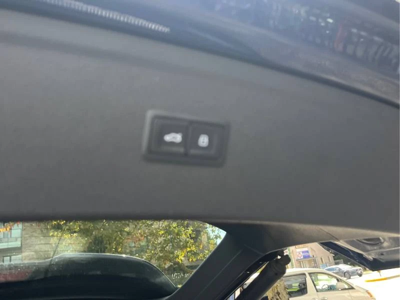 Audi Q5 TECHNIK, снимка 17 - Автомобили и джипове - 56440227