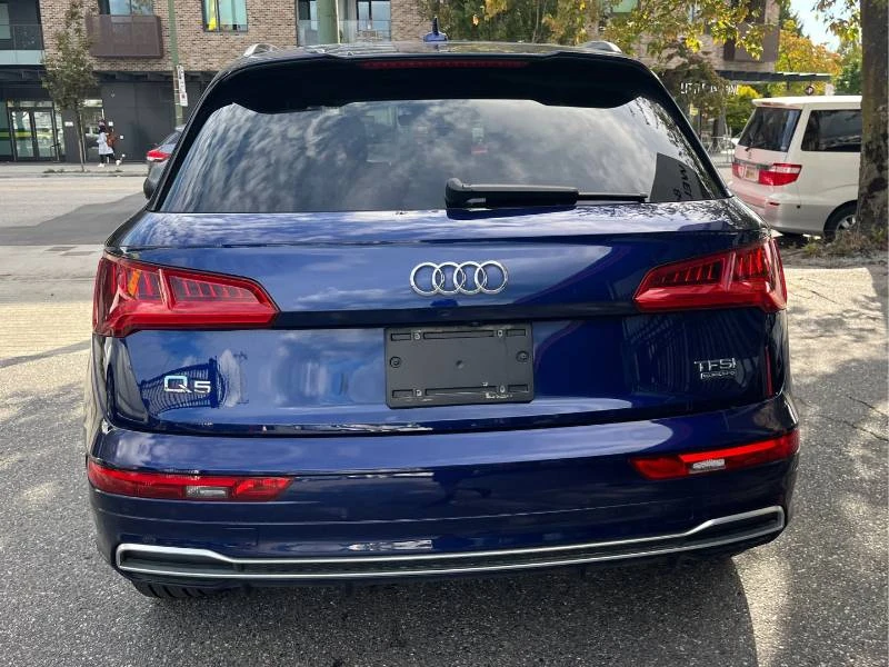 Audi Q5 TECHNIK, снимка 9 - Автомобили и джипове - 56440227