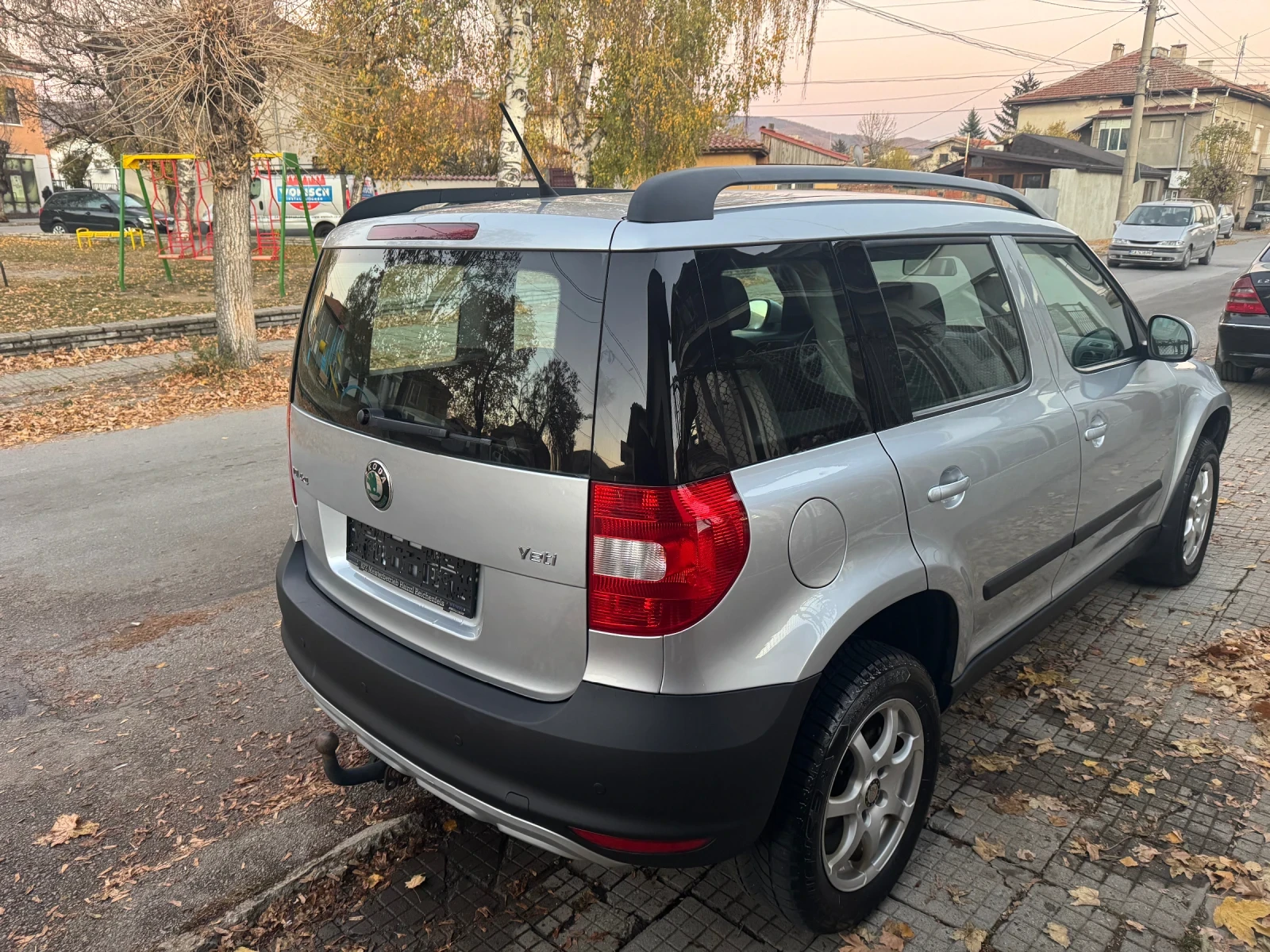 Skoda Yeti  2.0 TDI 4x4  - изображение 5