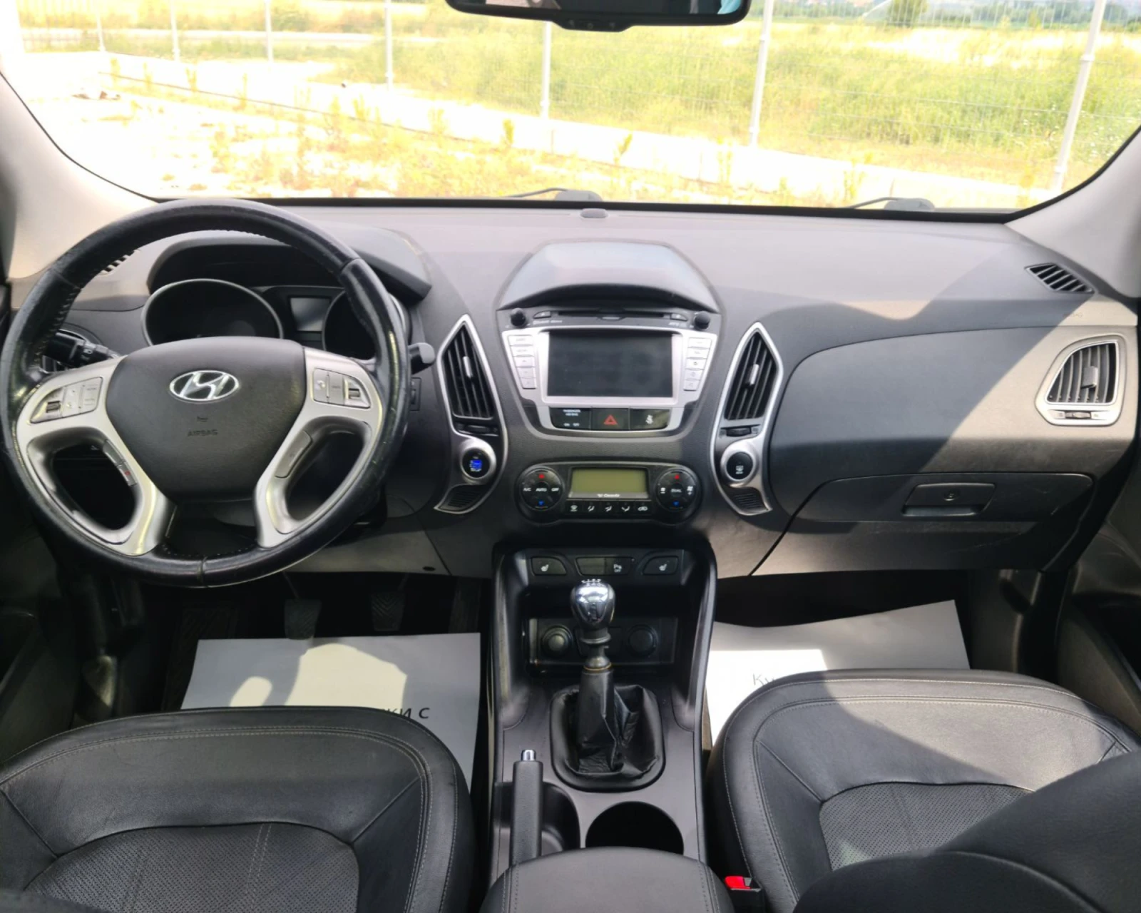 Hyundai IX35  2.0D-AUT-4X4ПАНОРА-XENON-CAMERA-КОЖА-ПОДГРЕВ-FULL - изображение 5