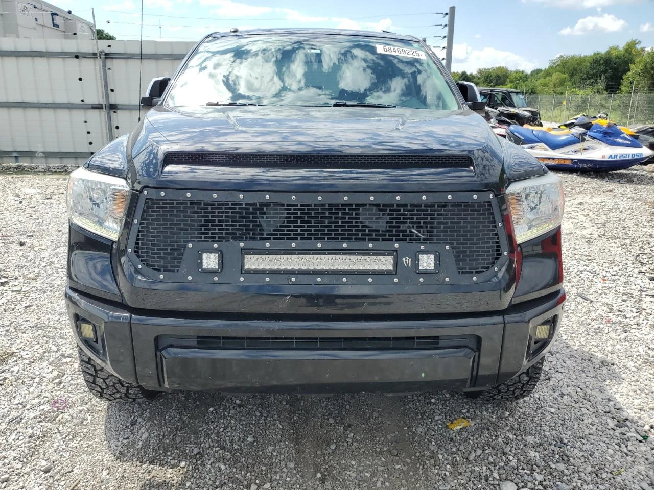 Toyota Tundra CREWMAX PLATINUM/4X4/ПАНОРАМА/ - изображение 2