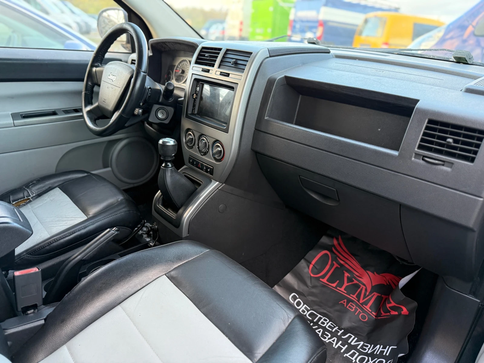 Jeep Compass 2.0 CRDI 140ps. 4x4 СЛЕДИ ОТ ГРАДУШКА ! - изображение 6