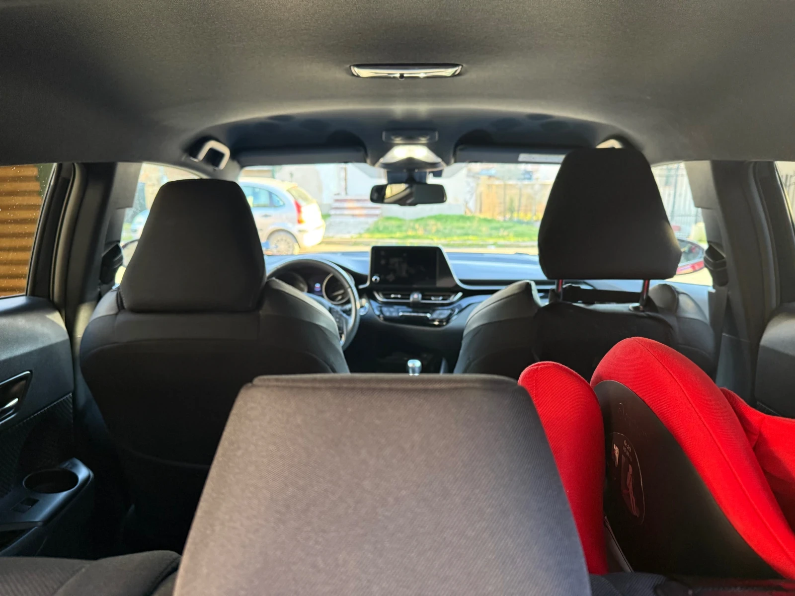 Toyota C-HR 2.0 - изображение 10