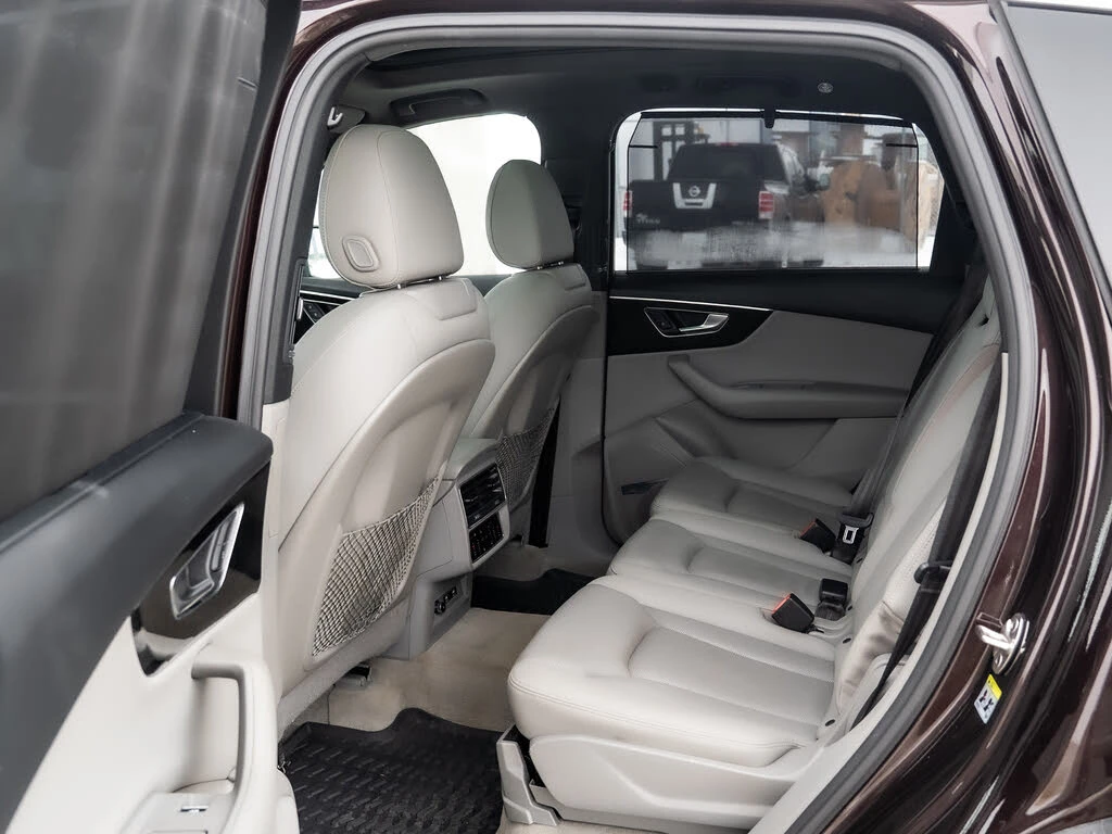 Audi Q7 TECHNIK 55 TFSI| MATRIX| DISTR| BOSE| PANO| 360| Щ, снимка 17 - Автомобили и джипове - 54373061