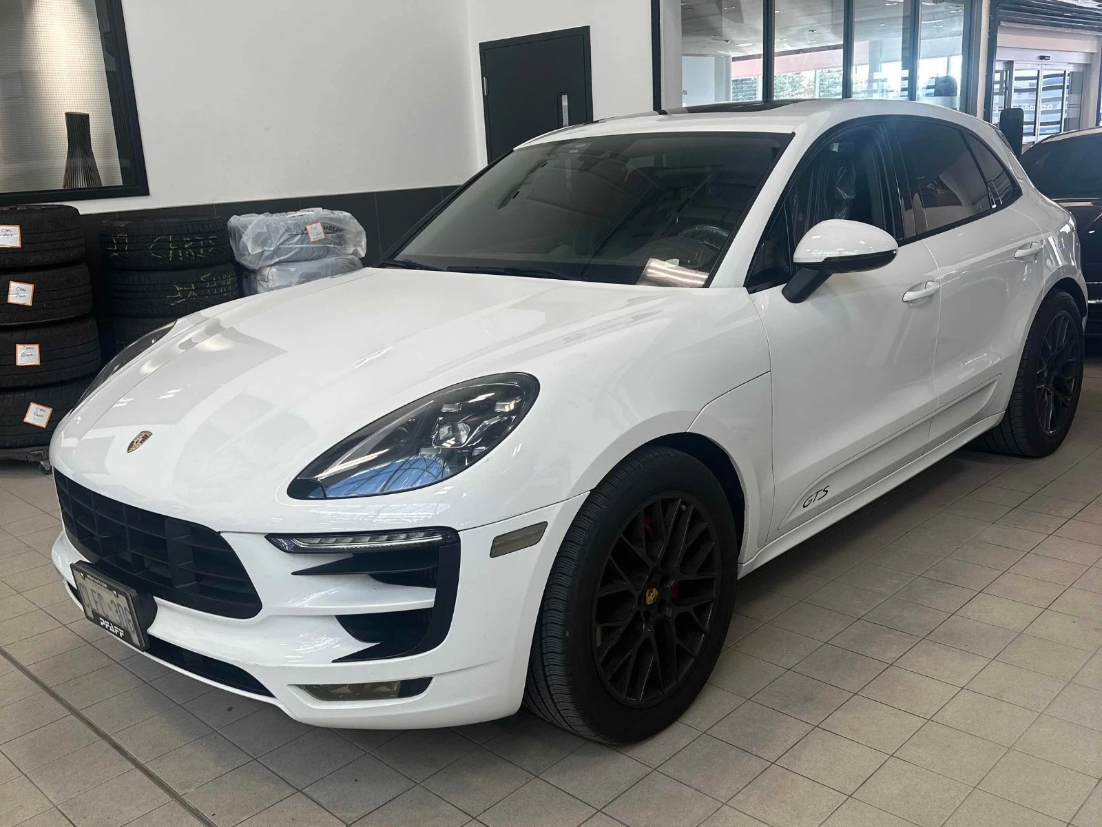 Porsche Macan S * АвтоКредит* (ЦЕНА ДО БГ), снимка 2 - Автомобили и джипове - 54544872