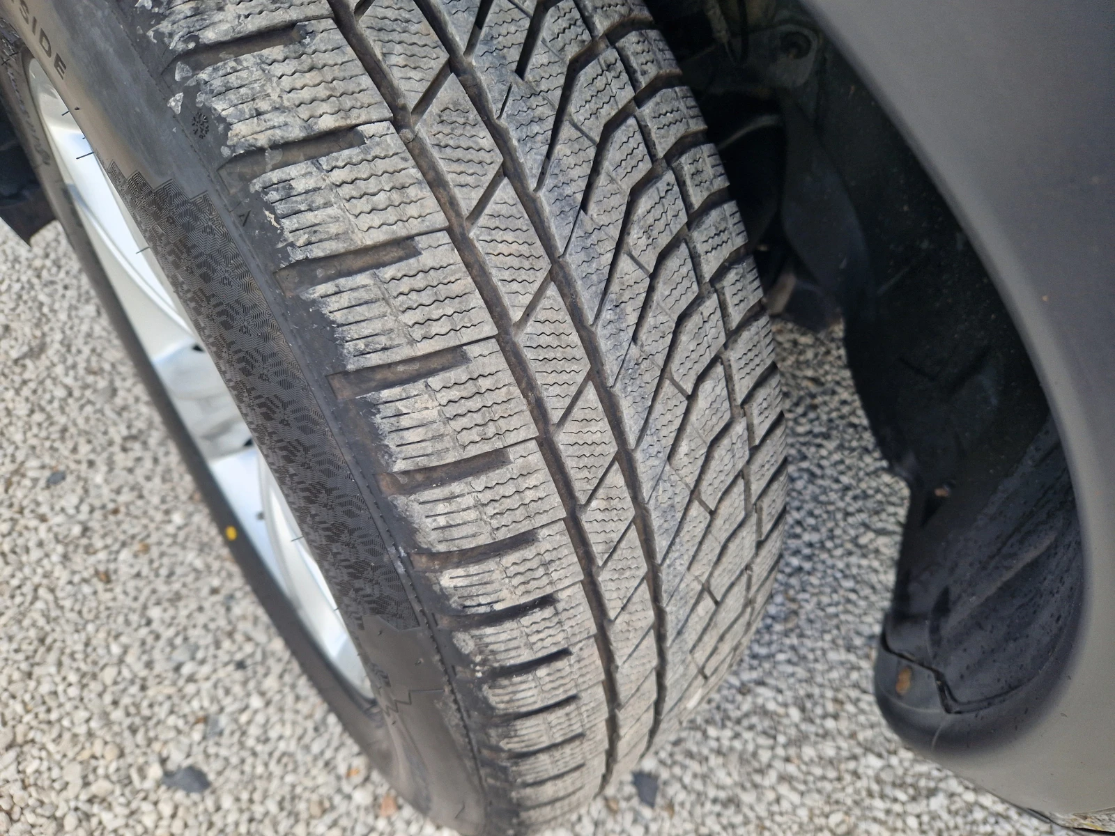 Land Rover Discovery Sport 2.2D/4x4/6ск, снимка 9 - Автомобили и джипове - 54566096