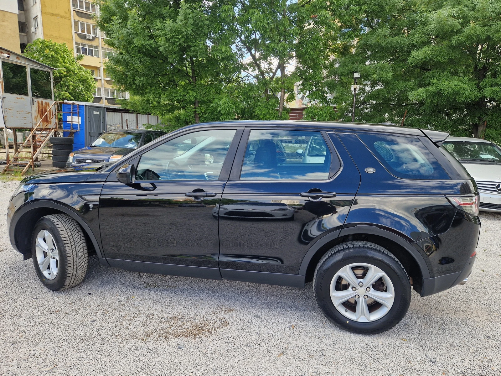 Land Rover Discovery Sport 2.2D/4x4/6ск, снимка 8 - Автомобили и джипове - 54566096