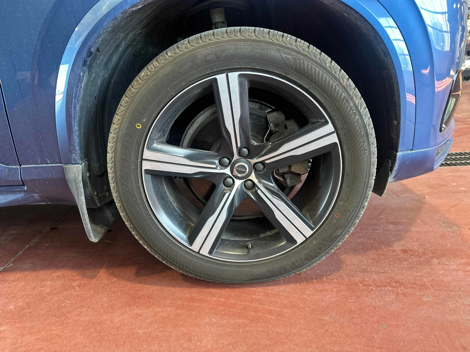 Volvo Xc90 T6* R-DESIGN* B&W, снимка 6 - Автомобили и джипове - 54724906