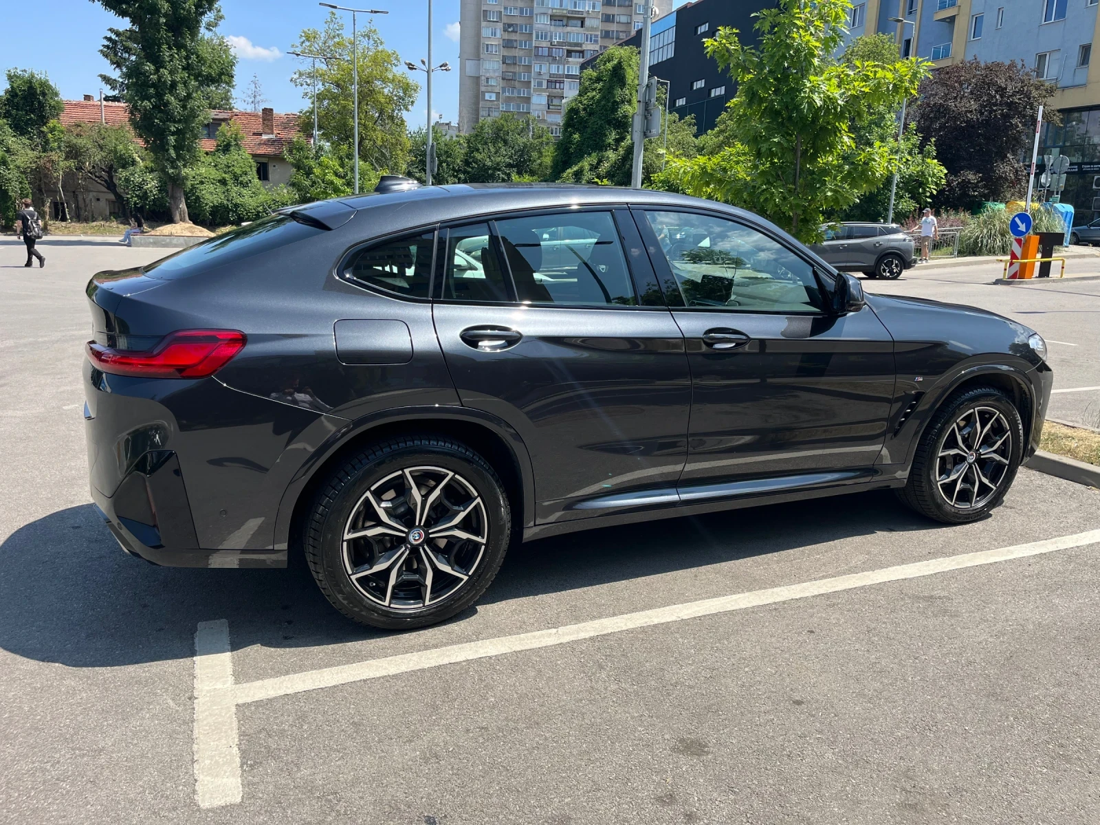 BMW X4 2.0i xDrive, снимка 3 - Автомобили и джипове - 54823274