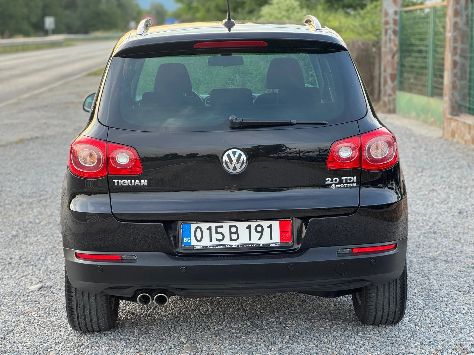VW Tiguan 2.0TDI* 4x4* Navi* Facelift* Kamera* Germany* , снимка 5 - Автомобили и джипове - 54874412