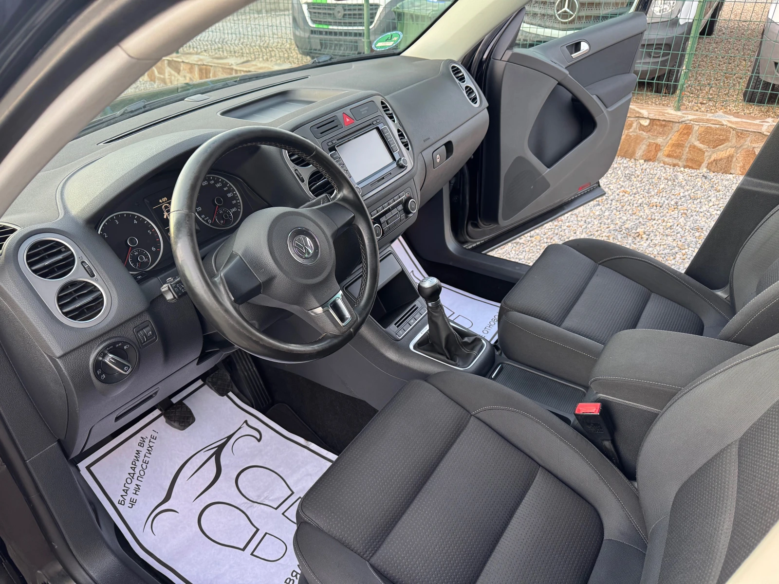 VW Tiguan 2.0TDI* 4x4* Navi* Facelift* Kamera* Germany* , снимка 14 - Автомобили и джипове - 54874412