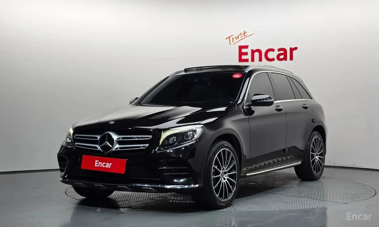 Mercedes-Benz GLC 300 AMG line/Head up/360 Cam/Подгрев/ПАНОРАМА