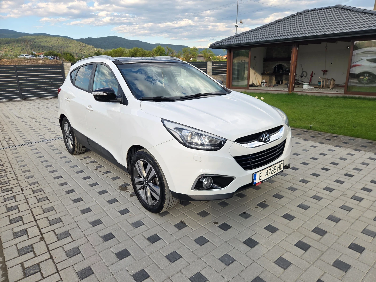Hyundai IX35 Hyundai ix35 Xposible , снимка 3 - Автомобили и джипове - 55533924