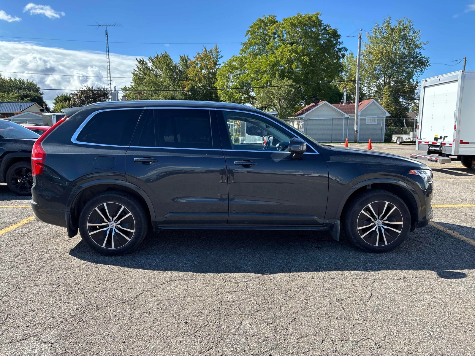 Volvo Xc90 * Momentum * АВТОКРЕДИТ БЕЗ ПЪРВОНАЧАЛНА ВНОСКА* , снимка 3 - Автомобили и джипове - 56158381