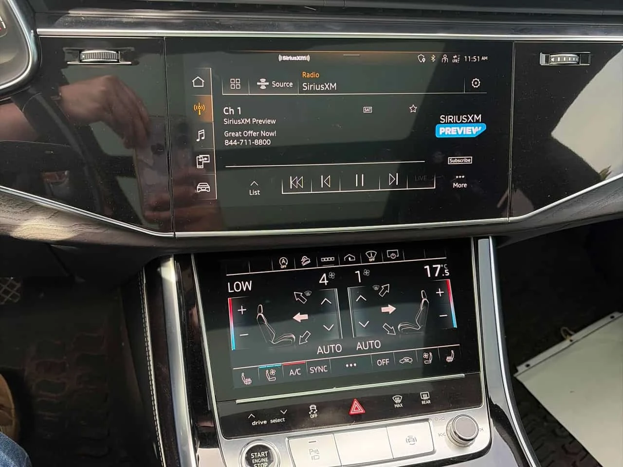 Audi Q8 Technik | CARFAX | АВТОКРЕДИТ БЕЗ ПЪРВОНАЧАЛНА , снимка 9 - Автомобили и джипове - 56228354