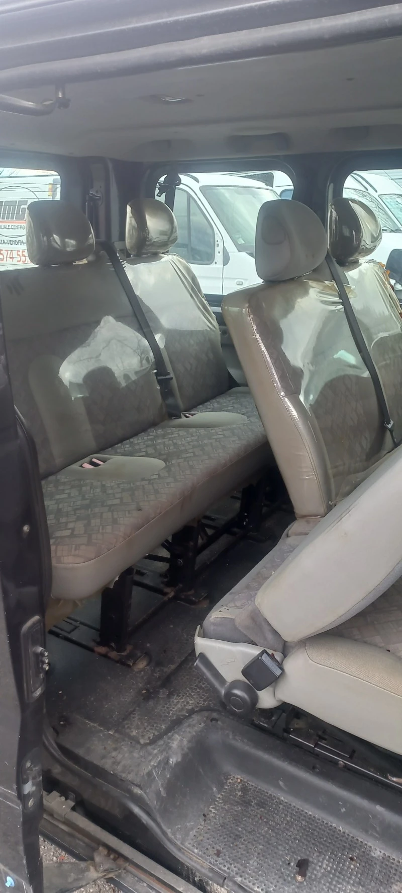 Opel Vivaro 1.9cdti, снимка 5 - Бусове и автобуси - 38893770