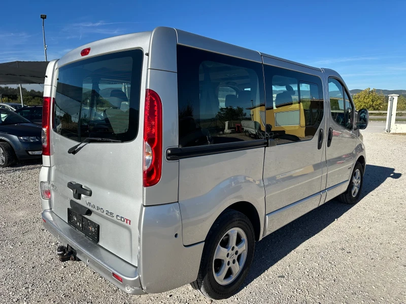 Opel Vivaro 2.5/145кс клима печка автомат 185000км, снимка 7 - Бусове и автобуси - 47438847