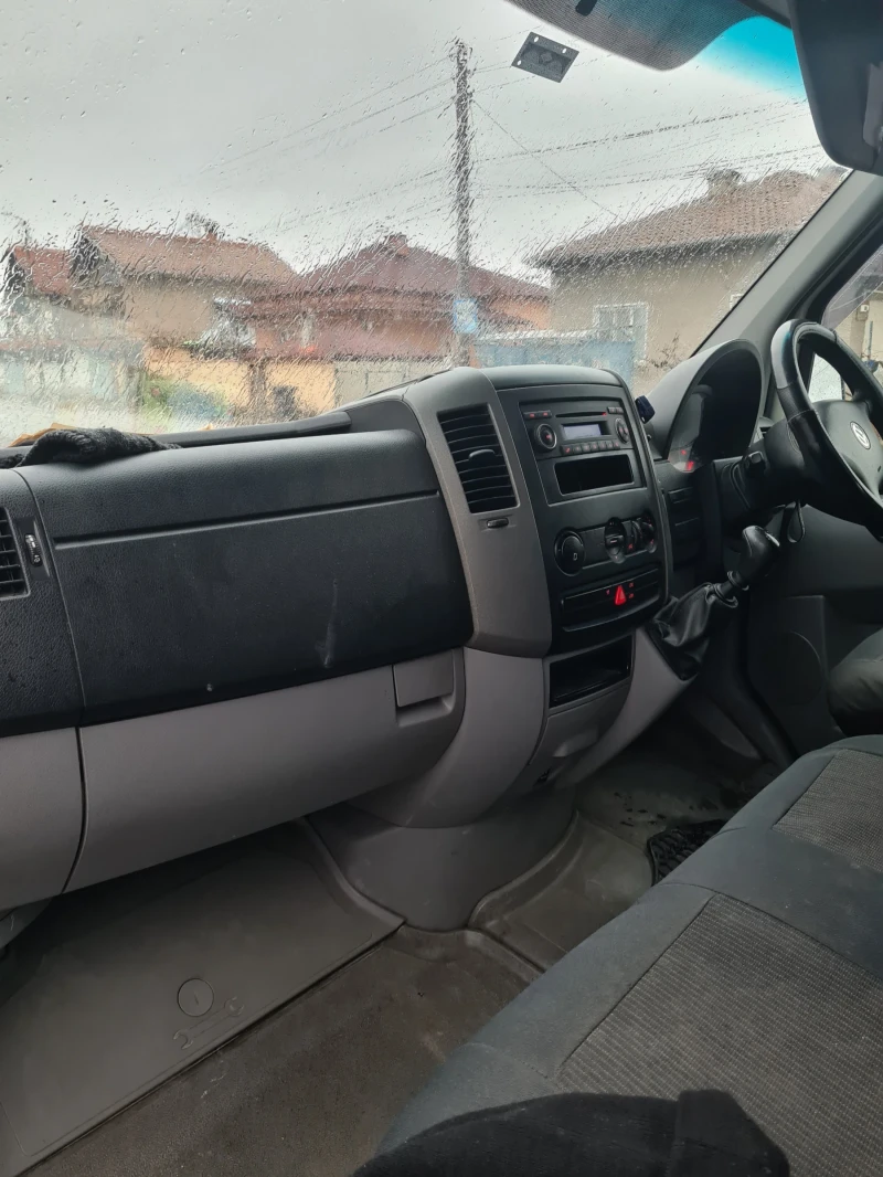 VW Crafter, снимка 7 - Бусове и автобуси - 48676937