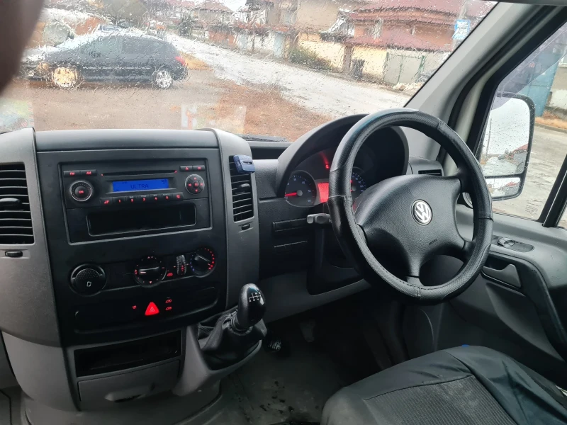 VW Crafter, снимка 6 - Бусове и автобуси - 48676937