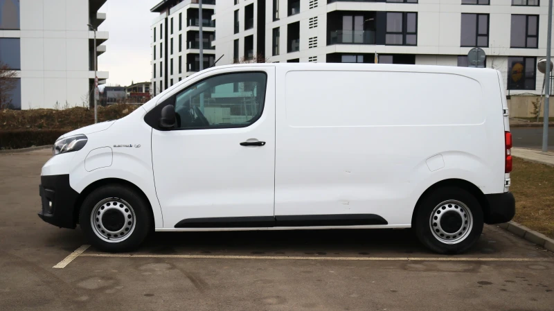 Toyota Proace 75kWh, снимка 4 - Бусове и автобуси - 49592259