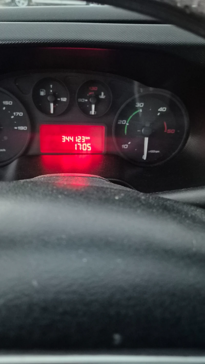 Iveco Daily 35s15* 3.0L* ШВЕЙЦАРИЯ* , снимка 7 - Бусове и автобуси - 52432800