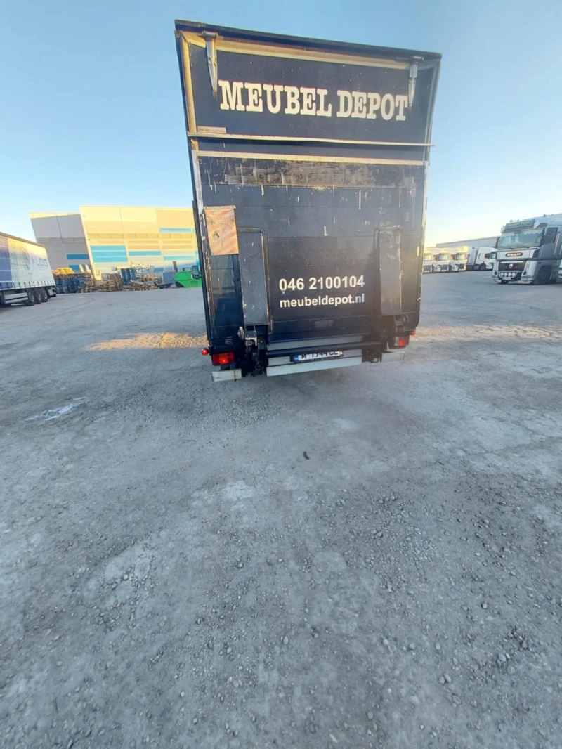 VW Crafter, снимка 10 - Бусове и автобуси - 52939667