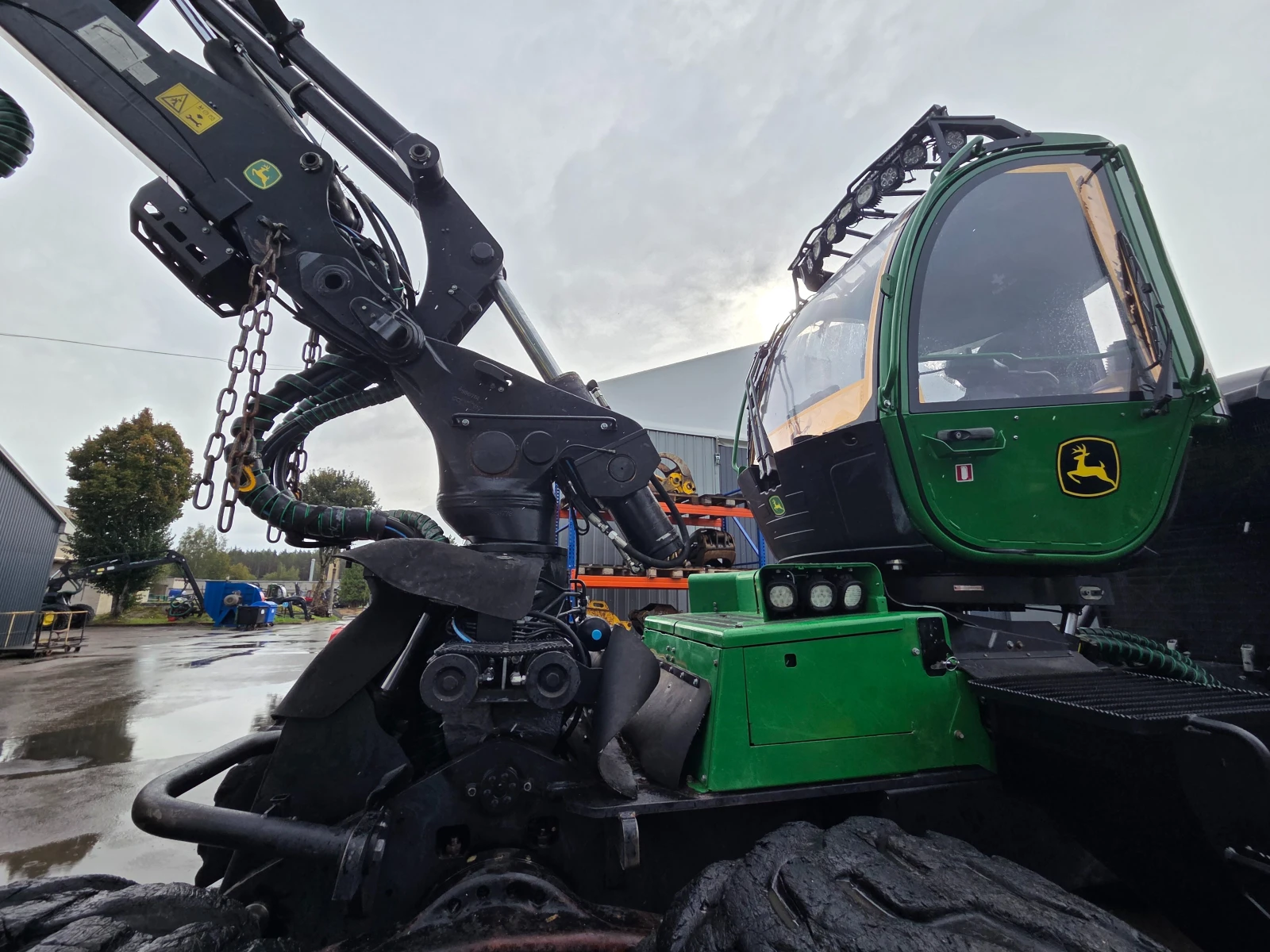 Специализирани машини Машини за дърводобив John Deere 1270 G 8W, снимка 13 - Селскостопанска техника - 56198820