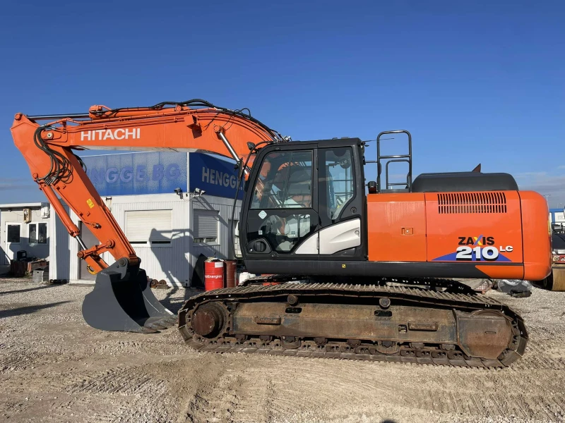 Багер Hitachi ZX 210 LC-6, снимка 15 - Индустриална техника - 48627285