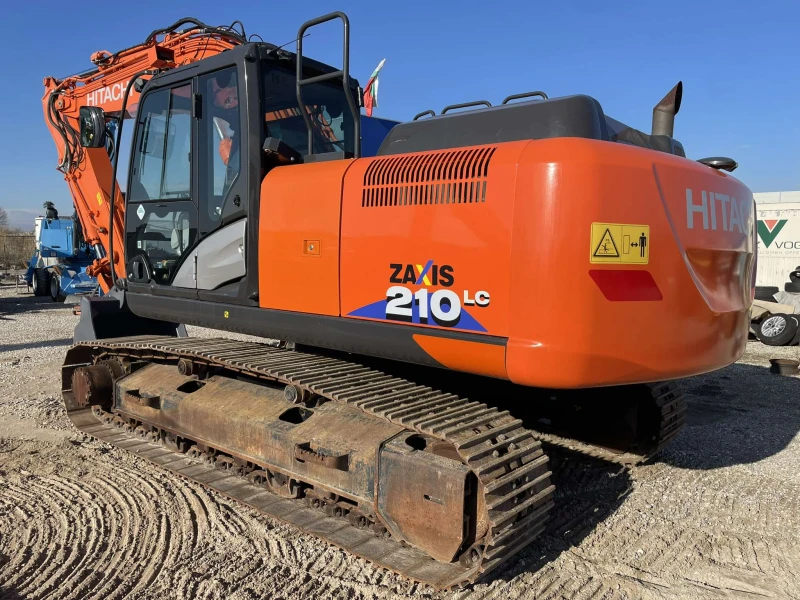 Багер Hitachi ZX 210 LC-6, снимка 10 - Индустриална техника - 48627285