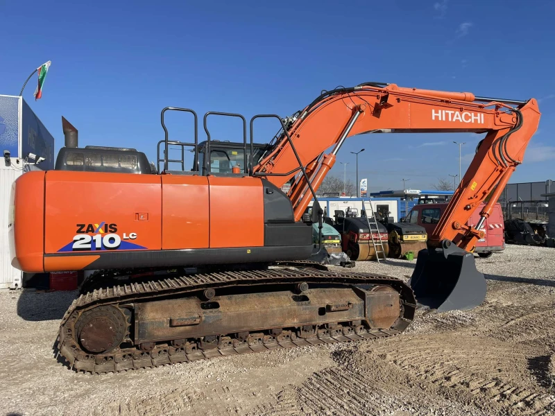 Багер Hitachi ZX 210 LC-6, снимка 8 - Индустриална техника - 48627285