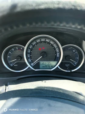 Toyota Auris Хечбек, снимка 9